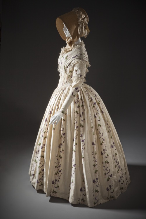 Woman’s dress | LACMA | 1845-49