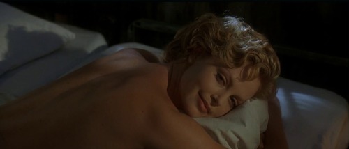 cruzingratiot:  charlize theron cider house nice ass