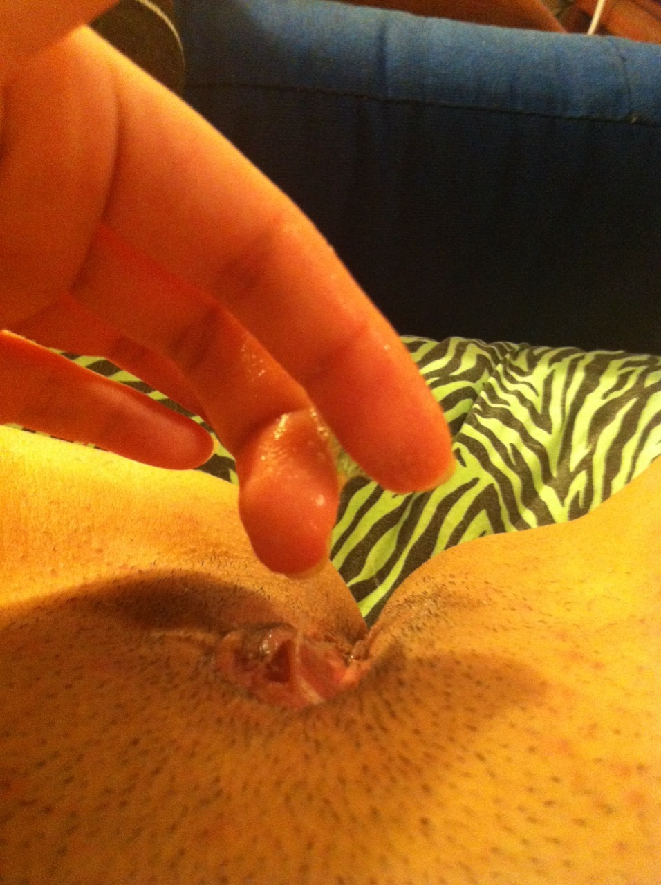 thisisrealfilth:  got my pussy extra wet for this wet wednesday (; 