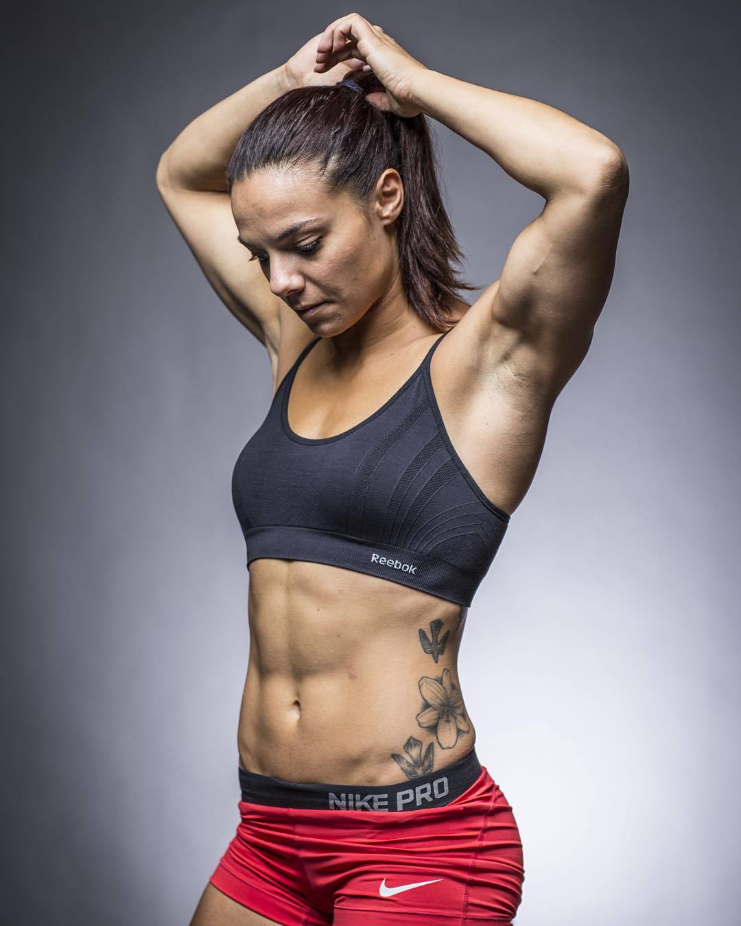 showmetheabs:  Tess Waresmith