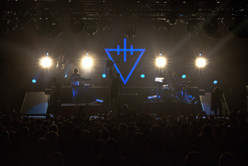 fvckingdemise:  The Devil Wears Prada by Snypaz118 on Flickr. 
