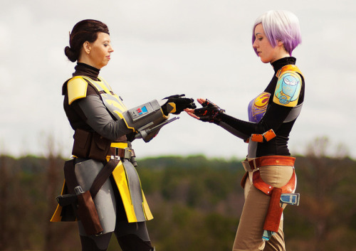 roboemma:Sabine and Ursa Wren.Photos by [The World of Gwendana]