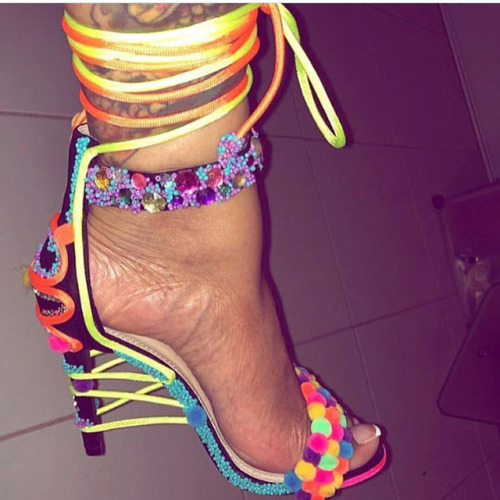 Would you rock these? @shayberlain ...#2frochicks #shoegasm #heels #shoeporn #styleme #wiw #stilett