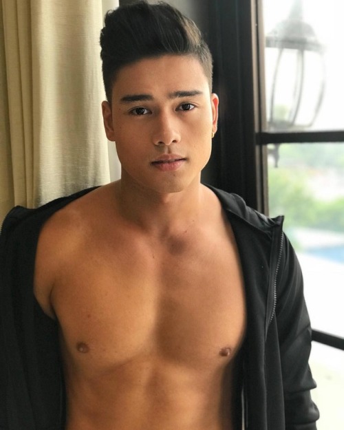 XXX 365daysofsexy: MARCO GUMABAO photo