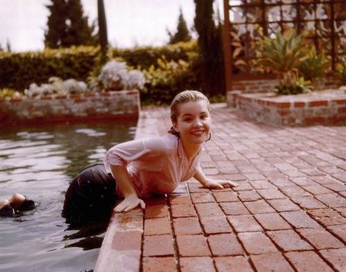 captain-kampari:Tuesday Weld