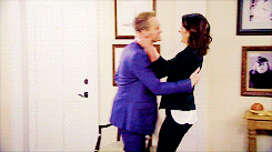 neuralmente:  Ultimately, Barney and Robin are in love. I wouldn’t worry about them being tested. It’s their wedding weekend. They’ve passed the test. – Carter Bays 