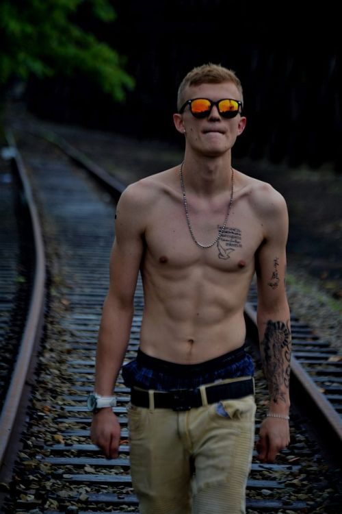 hotguysalways22:Sexy!