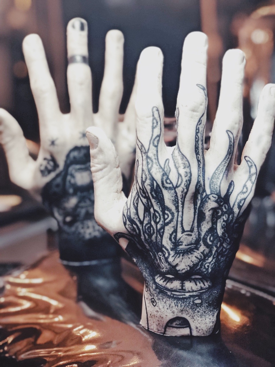 bearandbees: Tattoo hands My work