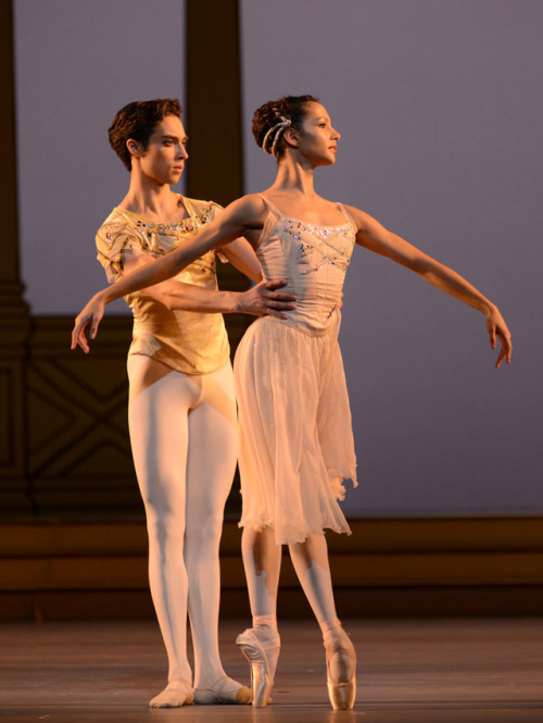 Francesca Hayward and James Hay in Rhapsody, Royal Ballet, January 2016. © Dave Morgan.Hayward is bl