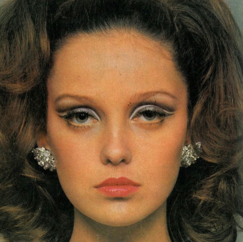 David Bailey - Donna Mitchell (Vogue UK 1966)