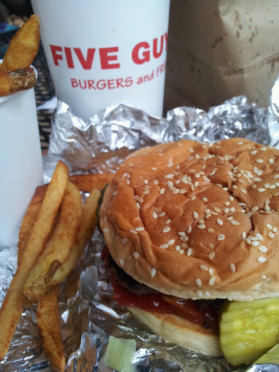 ohericachristine:  FIVE GUYS 