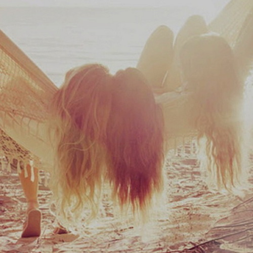 See more &gt; Sea Bikini Girl Beach Selfshot By ‘Summer Girls’ (33 pics)majestic-bab