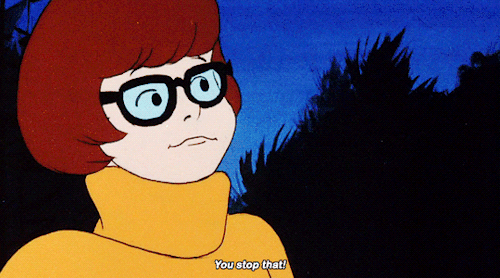 salaadking: Velma verbally assaults an emo in his own driveway