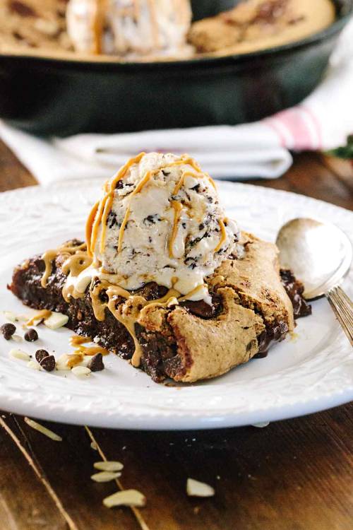 fullcravings:  GF Chocolate Chip Skillet Cookie   Damn this looks good