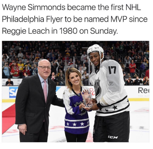 lagonegirl:  psy-fucked: 4mysquad:    WAYNE SIMMONDS NAMED NHL FIRST STAR OF THE WEEK     Wayne Simmonds is the second black player to win #NHLAllStar MVP. Grant Fuhr (1986) was the first.     Wayne Simmonds grew up in Canada, but his NHL career has been