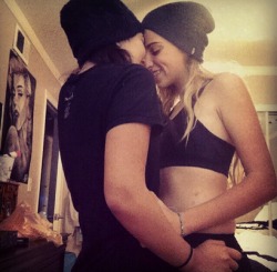 insanedlesbian13:Happiness in a photo .