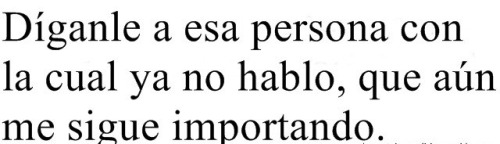 imnotperfect10:  renapasquali:  kotehvashappenin:  tan-solo-miradas-infinitas:  anny-nutella:  la-profe-culia:  its-yaira:     “Mejor amigo” u.u   “amigo’ …..  "Mejor amiga”  “mejor amiga” jaja aùn te amo