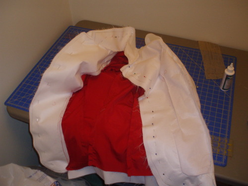 caffeinatedcrafting: Kyubey Formal Wear 2 of 2 Contract with me this con season? :3