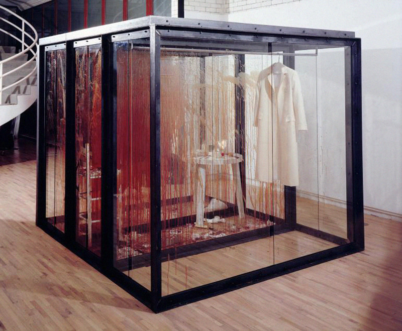 likeafieldmouse:  Damien Hirst - Vitrines (1990-2008) 1, 2. The Collector 3, 4.