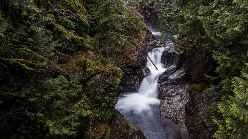 Twin Falls by mhitchner1 on Flickr.