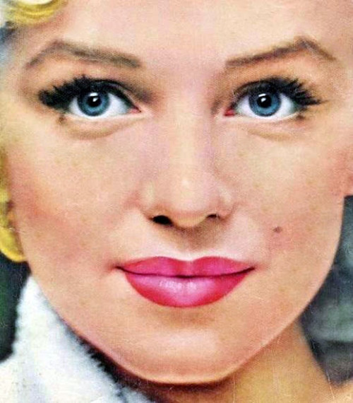retrogasm:  Marilyn close up