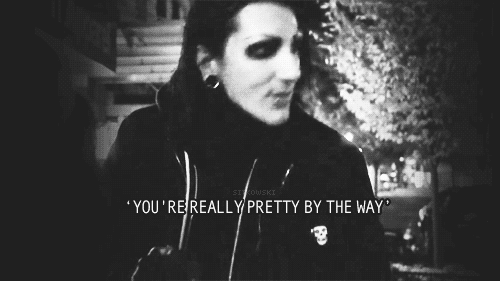 losergayshit:  Chris Motionless to Megan Massacre