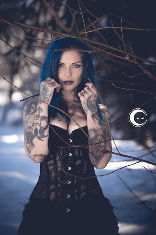 inblackphoto:  Riae|snow|wood|blackdress|NOPHOTOSHOP mod: porn pictures