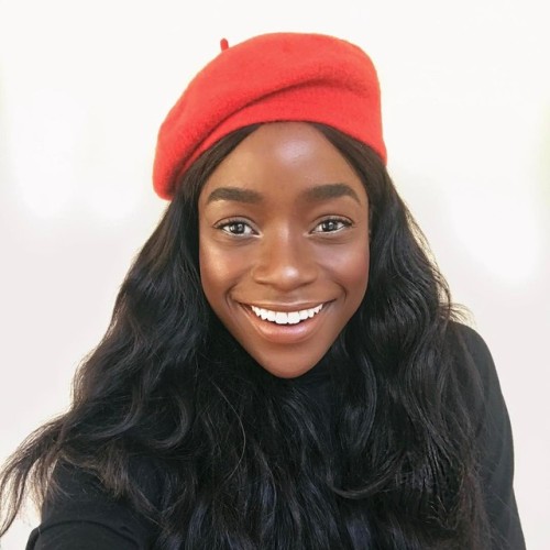 wmood:Bonjour!🌞There’s a new vlog on YouTube: WHITNEYVLOGS ! Click the link in my bio to watch ❤️✨ . . . #melanin #blackgirlmagic #blackbeauty #positivevibes #positive #smile #wakeupandmakeup #makeupformelaningirls #makeup #happy #blackgirlmagic