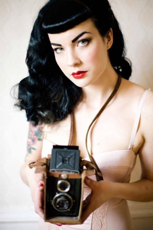 Alternative Pinups