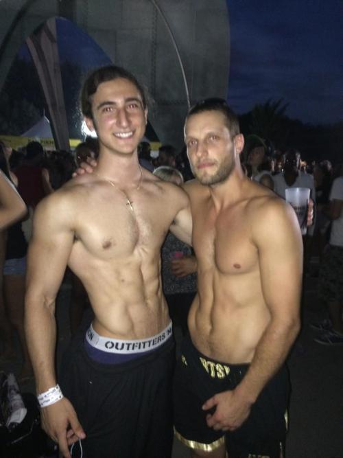 hotwebdudes:  http://hotwebdudes.tumblr.com/ 