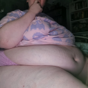 ssbbwkatt:Jiggly fat