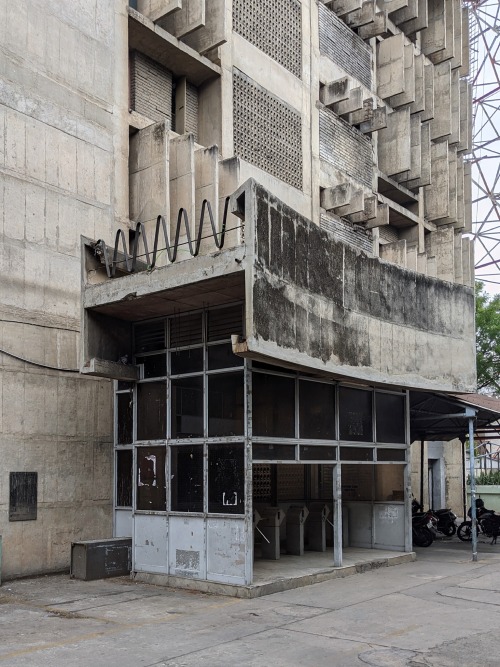 BSNL building, Hyderabad, Jeet Malhotra, 1974. Pictures by Ramachandra Reddy.