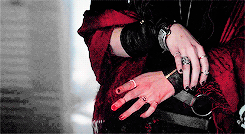 vanessascarlysles:scarlet witch appreciation week; day 4: wanda + her powers