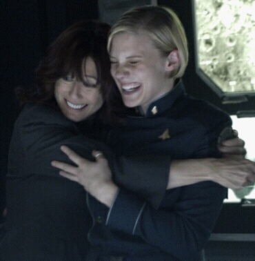 catherine-tate-fangirl:Laura Roslin/Kara Thrace Appreciation Post