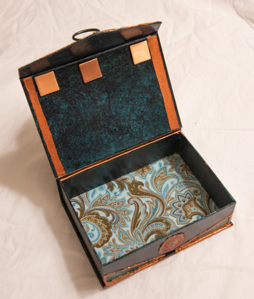 Filigree Boxes &ndash; RWN 2019I upcycled some old hearing aid boxes (they were terrible hearing aid