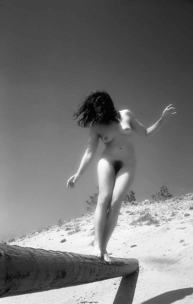 oh-betty:  untitled by ivan mironov 