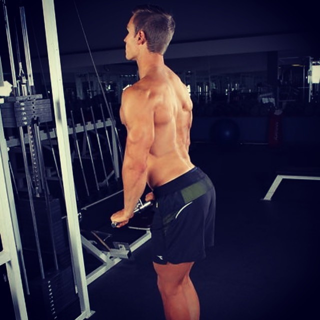 lumbrjax:  Instagram user @brainsforbrawn http://ift.tt/1GAIyed
