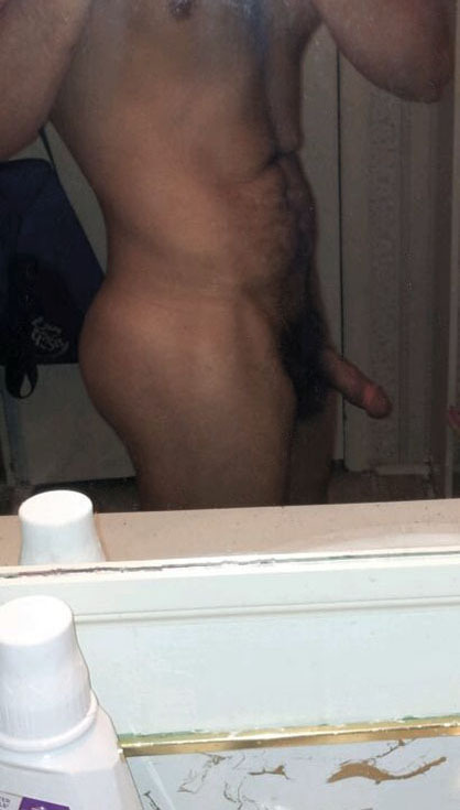 thecircumcisedmaleobsession:  26 year old straight guy from Linton, IN