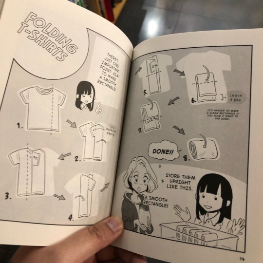 kintatsujo: homura-bakura:  kintatsujo:  aufigirl:  GUYS  MARIE KONDO HAS HER OWN MANGA BOOK AND IT IS LIKE SO ADORABLE  JUST LIKE MARIE HERSELF    For some people comics are a much better way to absorb this kind of information and I’m just so glad,