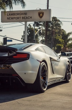 dreamer-garage:  McLaren MP4 12C (via)