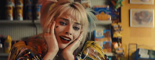 marsapartment:  Thinking about how the cinematography and lighting in the scene where hungover Harley Quinn buys an egg sandwich, and goes through the heartbreak of losing it, is better and more moving than 99% of cinema