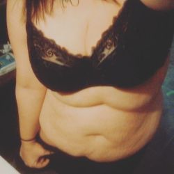 thickprincess:  Camgirl. Princes. Sassmonster.