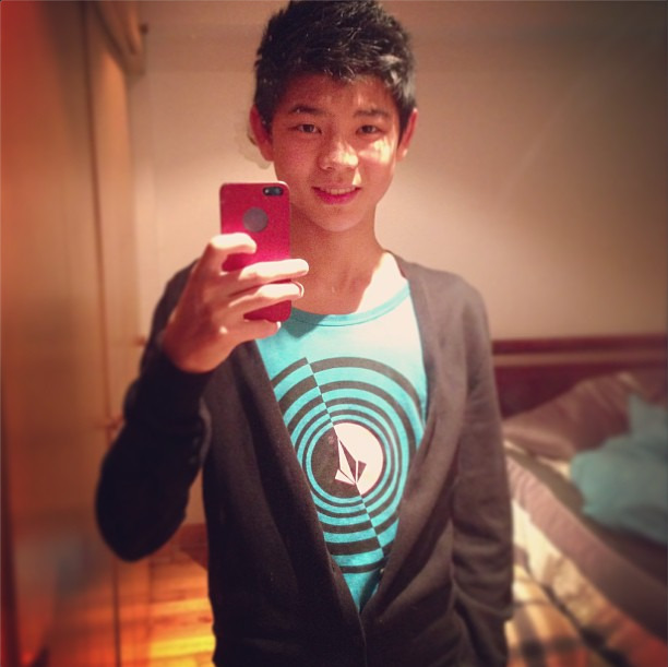 pozkix:  Twitter handle: josephlushao  Born in Canada, living in Taiwan. Parents