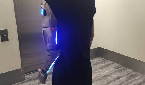 the-future-now:  This might be the most high tech video-game inspired prosthetic arm we’ve ever seen James Young, a 25-year-old biological  scientist who lost his left arm and left leg in 2012 after falling under  a train in London, just debuted a world