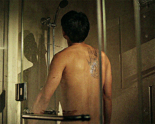 b8eab015c88d941fa1da11cf585e7af837a2db9e.gifv