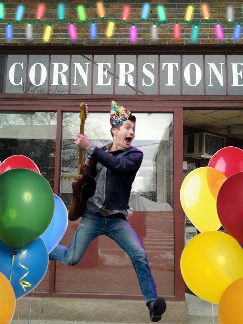 porrarctic:LIVE IMAGES FROM CORNERSTONE - HAPPY BDAY ALEX