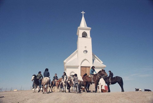  “Remembering Wounded Knee” Photographs by: Jim Hubbard (x) 