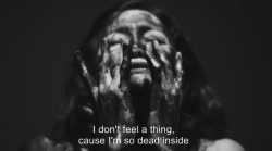 chasing-rainbowns:    Asking Alexandria -