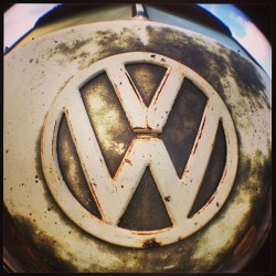causeydesigns:  More pics from the Merrill / Red Barn / Kelley Park VW weekend. #vw #vwporn #vintage #volkswagen #bug #bus #merrill #redbarn #kelleypark #patina #rust