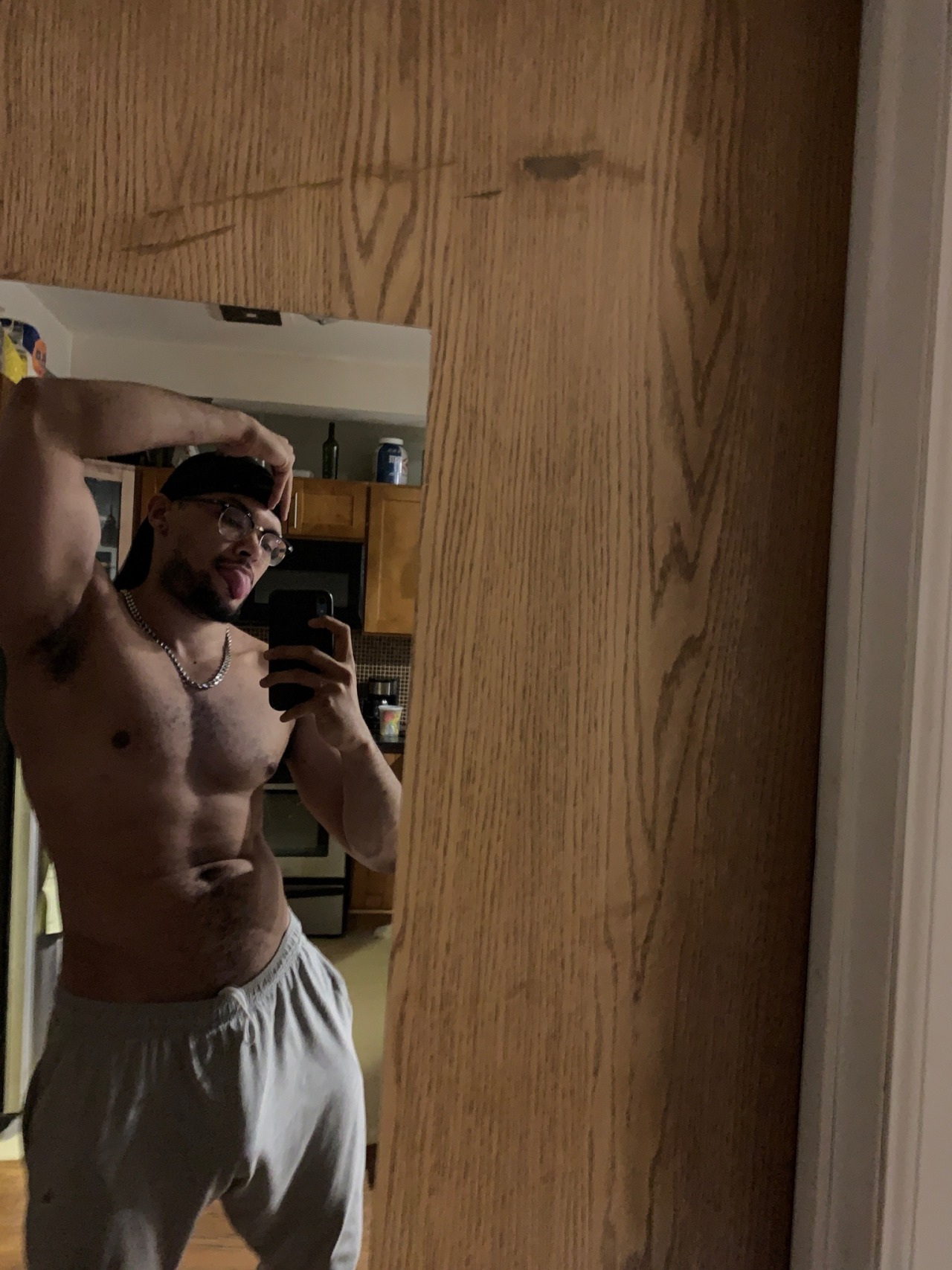 creatine-baby:I know it’s been too longI been on the road too much 